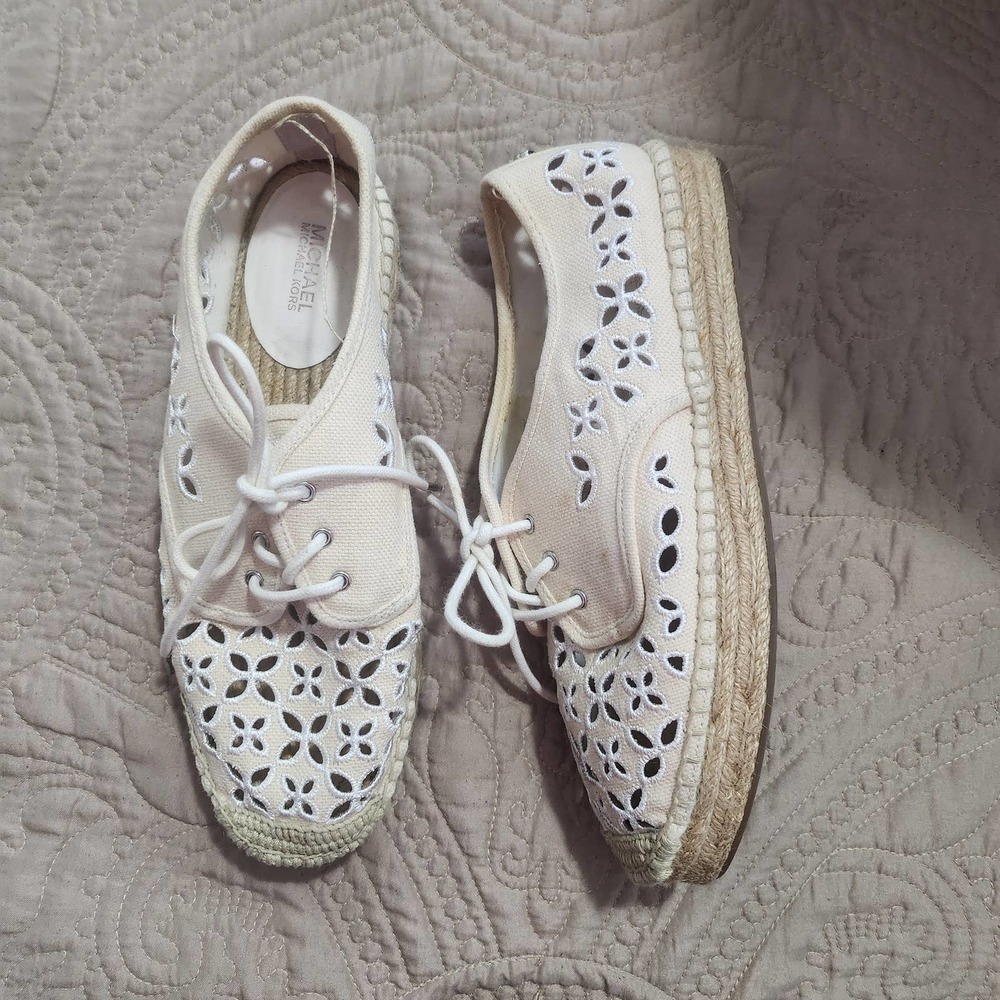 Michael Kors Eyelet Espadrille Sneakers sz 8 - Picture 2 of 9